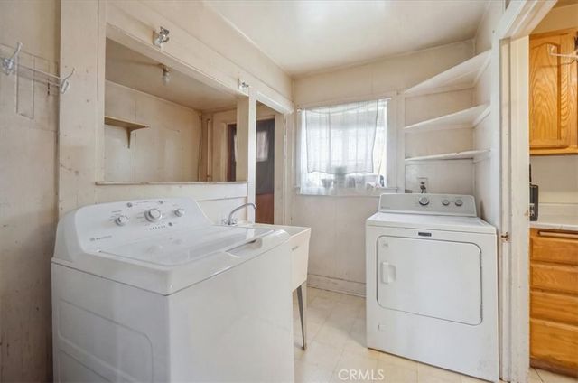 2821 N Hollister Avenue, Los Angeles, CA 90032