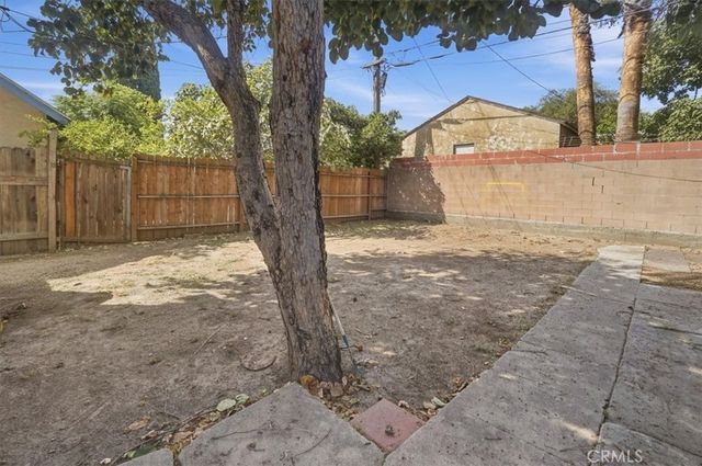 2821 N Hollister Avenue, Los Angeles, CA 90032