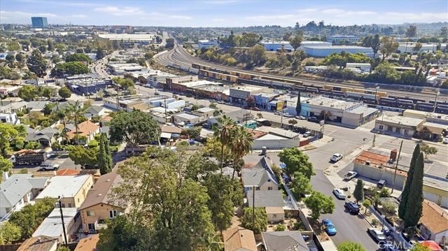 2821 N Hollister Avenue, Los Angeles, CA 90032