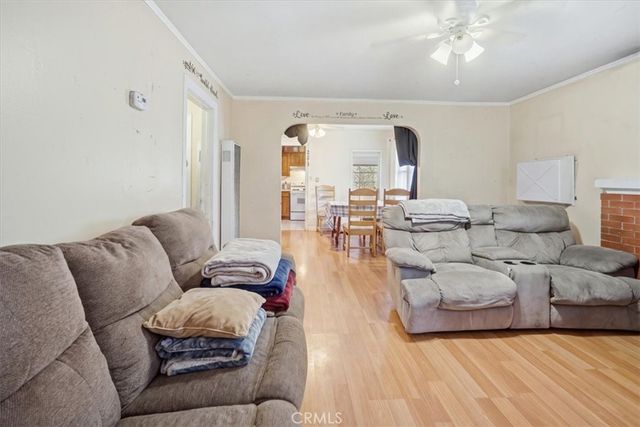 2821 N Hollister Avenue, Los Angeles, CA 90032