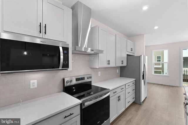 18032 ALICIA AVE, Dumfries, VA 22026