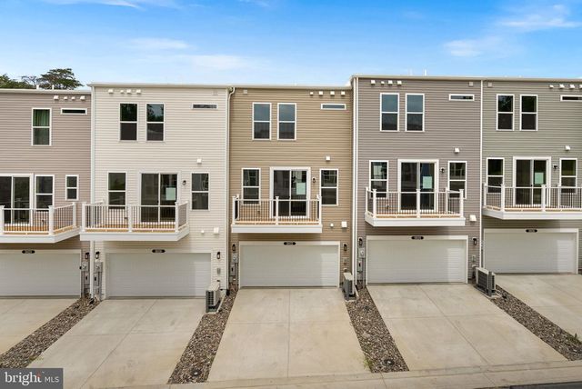 18032 ALICIA AVE, Dumfries, VA 22026