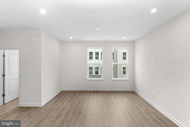 18032 ALICIA AVE, Dumfries, VA 22026