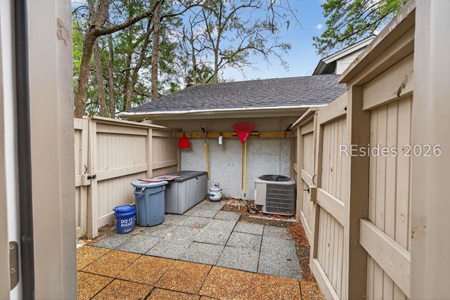 47 Stable Gate Rd, Hilton Head Island, SC 29926