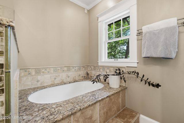 1405 CHALLEN Avenue, Jacksonville, FL 32205
