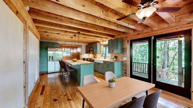 256 Vista Vue Trl, Pelham, TN 37366