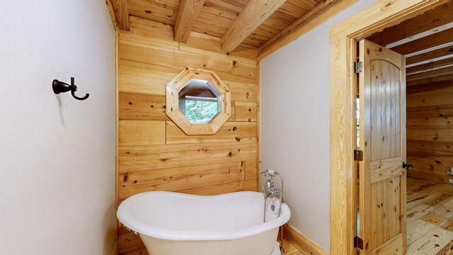 256 Vista Vue Trl, Pelham, TN 37366