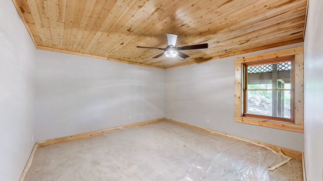 256 Vista Vue Trl, Pelham, TN 37366