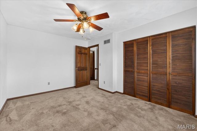 1005 Greentrail Court, O'fallon, IL 62269