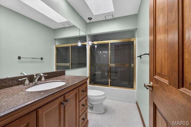 1005 Greentrail Court, O'fallon, IL 62269