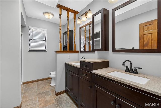 1005 Greentrail Court, O'fallon, IL 62269