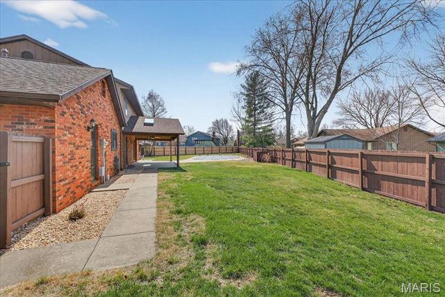 1005 Greentrail Court, O'fallon, IL 62269