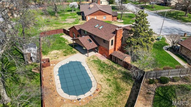 1005 Greentrail Court, O'fallon, IL 62269