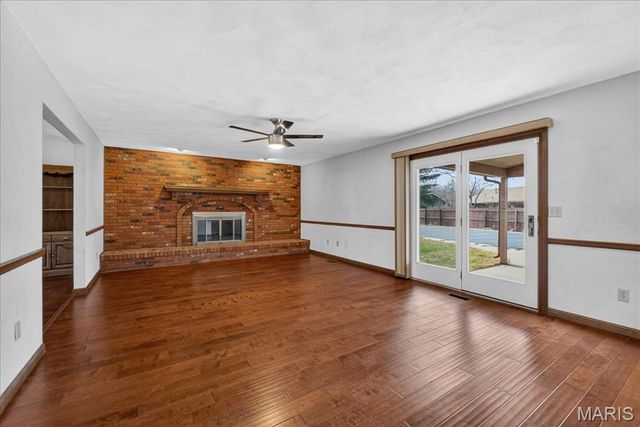 1005 Greentrail Court, O'fallon, IL 62269