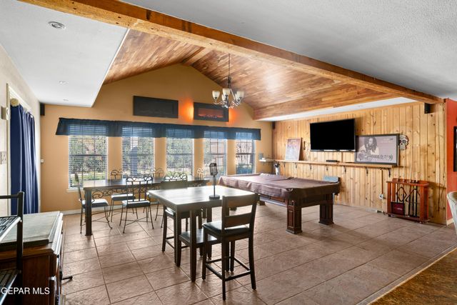 2021 Oceanside Drive, El Paso, TX 79936