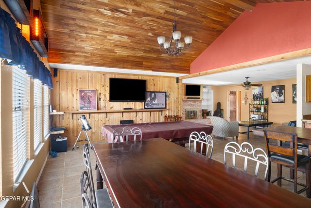 2021 Oceanside Drive, El Paso, TX 79936