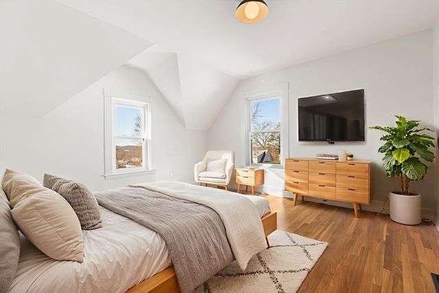 12 Viden Rd, Quincy, MA 02169