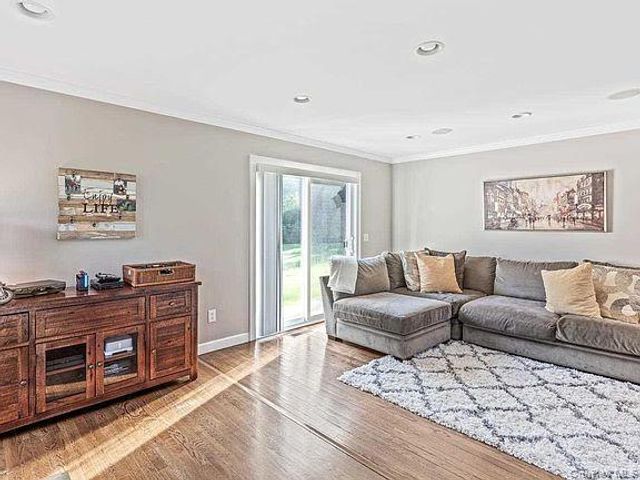 209 CAROL Lane, Fishkill, NY 12524