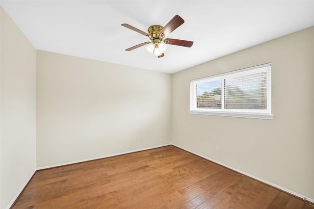 5303 Lincoln Green Drive, Katy, TX 77493