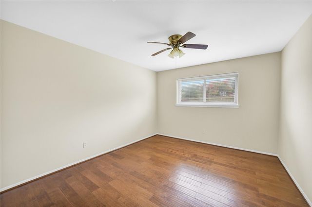 5303 Lincoln Green Drive, Katy, TX 77493