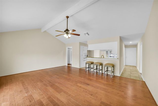 5303 Lincoln Green Drive, Katy, TX 77493