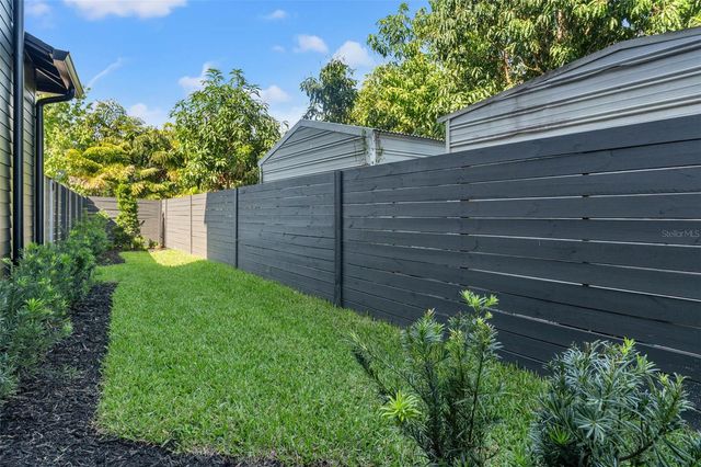 807 W PARK AVENUE, Tampa, FL 33602