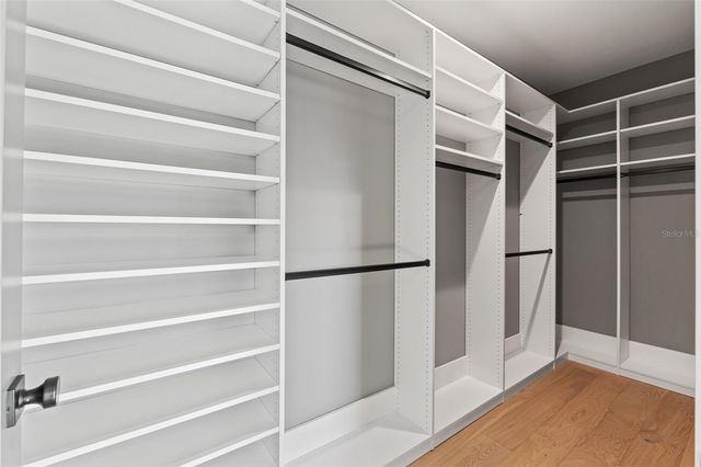 807 W PARK AVENUE, Tampa, FL 33602