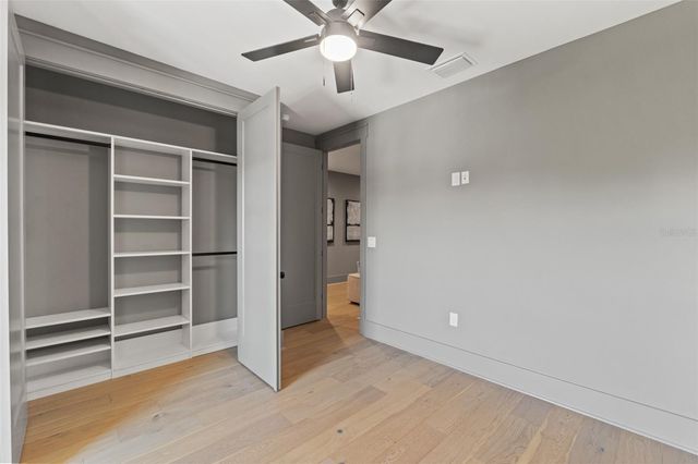 807 W PARK AVENUE, Tampa, FL 33602