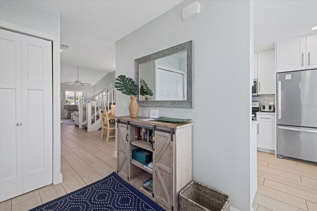 1275 SIESTA BAYSIDE DRIVE 1275, Sarasota, FL 34242