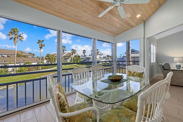 1275 SIESTA BAYSIDE DRIVE 1275, Sarasota, FL 34242