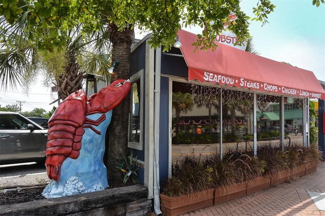 1275 SIESTA BAYSIDE DRIVE 1275, Sarasota, FL 34242