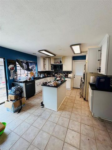 2012 Catamaran Drive, League City, TX 77573