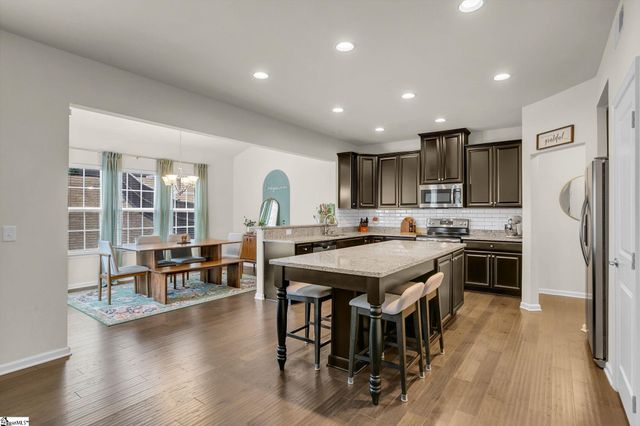 15 Fawn Hill Drive, Simpsonville, SC 29681