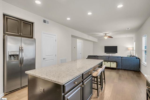 15 Fawn Hill Drive, Simpsonville, SC 29681