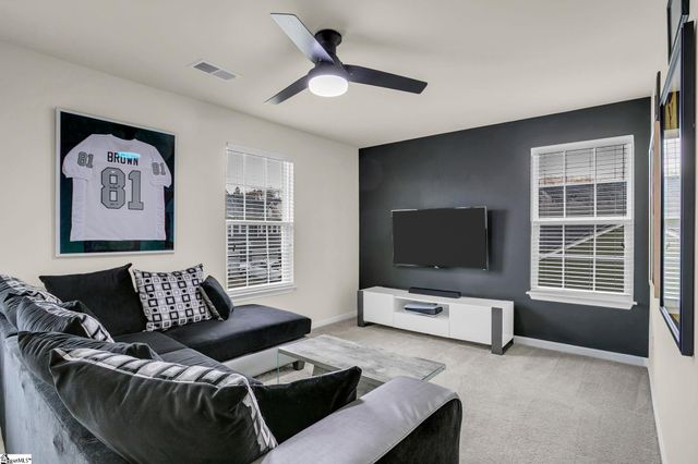 15 Fawn Hill Drive, Simpsonville, SC 29681