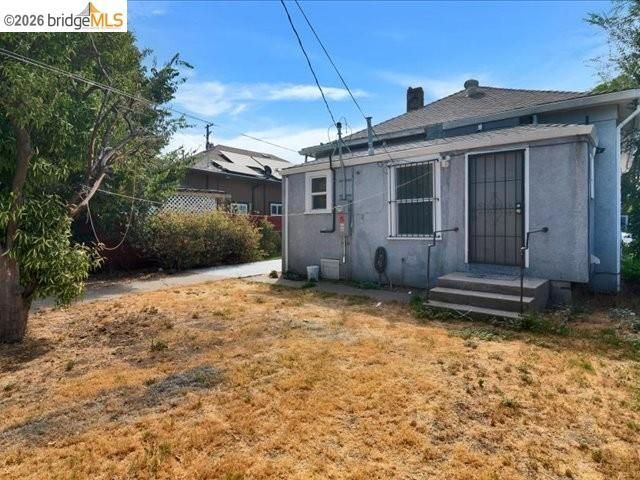 2487 E Sonora St, Stockton, CA 95205