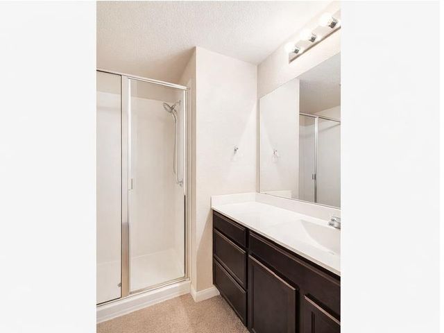 5913 Diamondleaf BND, Austin, TX 78724