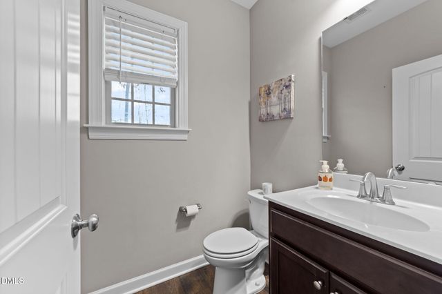 94 Diamond Creek Drive, Clayton, NC 27520