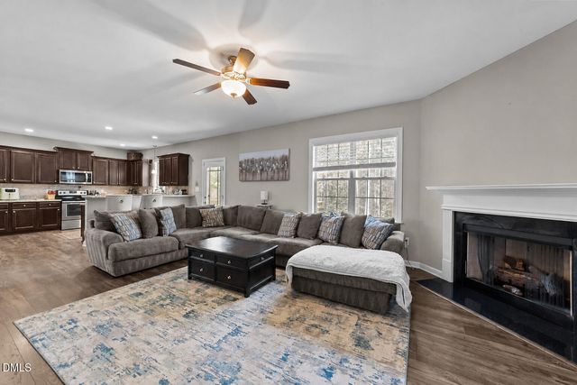 94 Diamond Creek Drive, Clayton, NC 27520