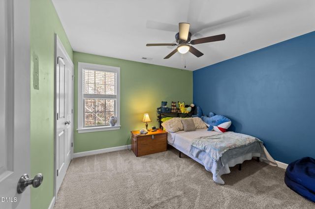94 Diamond Creek Drive, Clayton, NC 27520