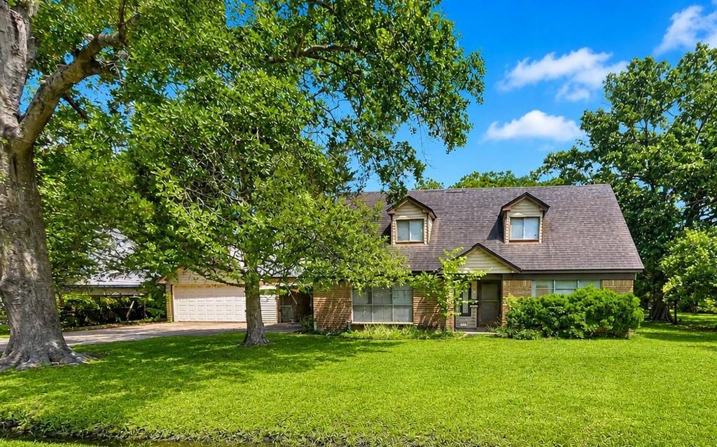 9206 Pecos Street, Houston, TX 77055