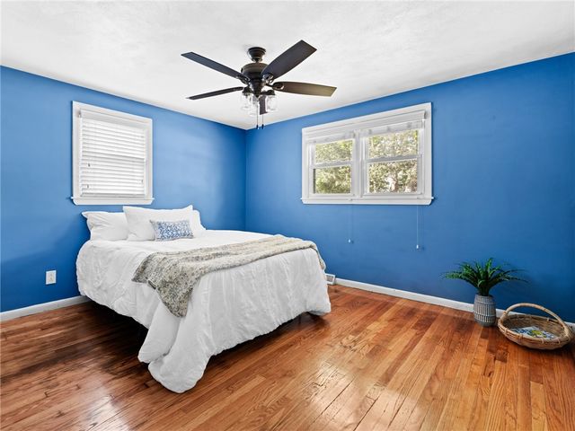 198 Asylum Road, Warwick, RI 02886