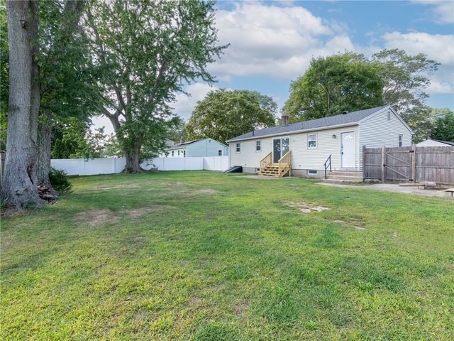 198 Asylum Road, Warwick, RI 02886