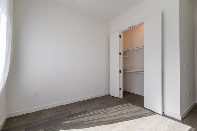 800 Embassy DR 137, Austin, TX 78702