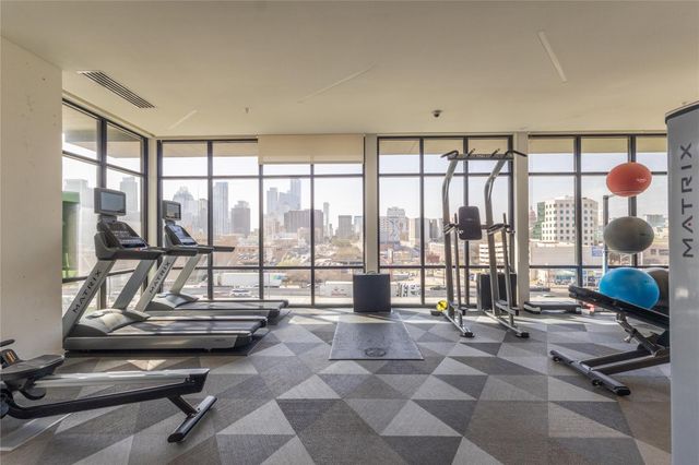 800 Embassy DR 137, Austin, TX 78702