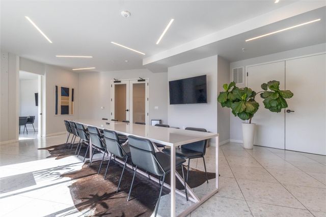 800 Embassy DR 137, Austin, TX 78702