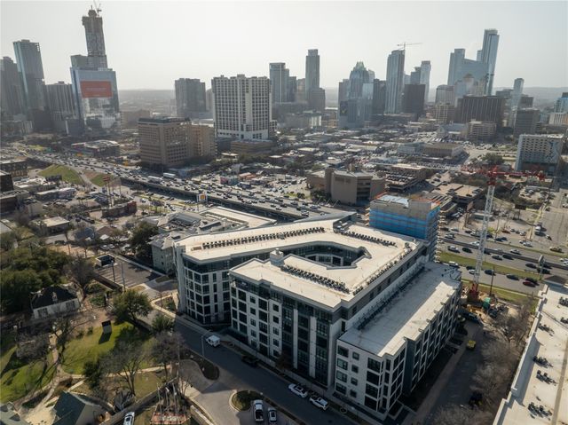 800 Embassy DR 137, Austin, TX 78702