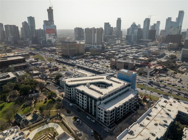 800 Embassy DR 137, Austin, TX 78702