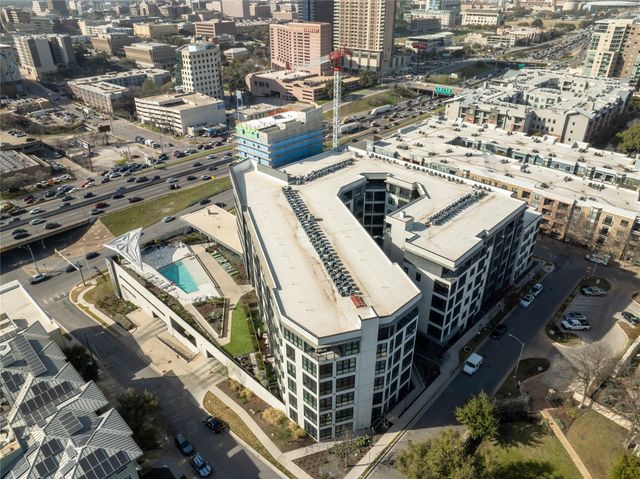 800 Embassy DR 137, Austin, TX 78702