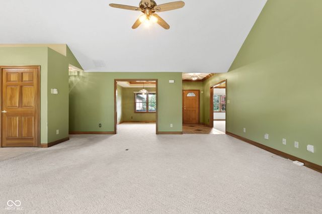 105 Woodfield Green, Danville, IN 46122